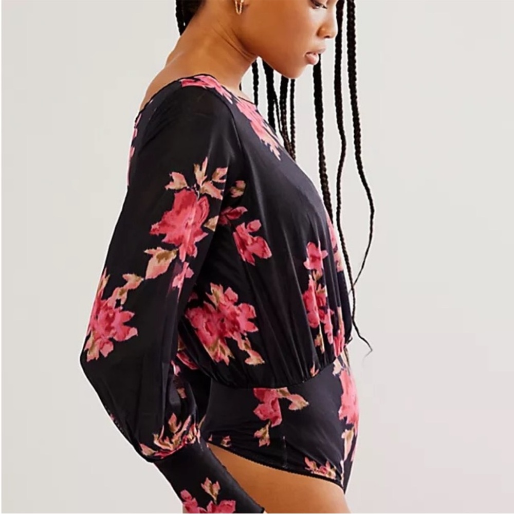 NWT Free People Red Rose Floral Bodysuit Size Small Snap gusset thong style - Picture 3 of 14